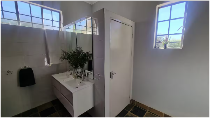 5 Bedroom Property for Sale in Swartruggens North West